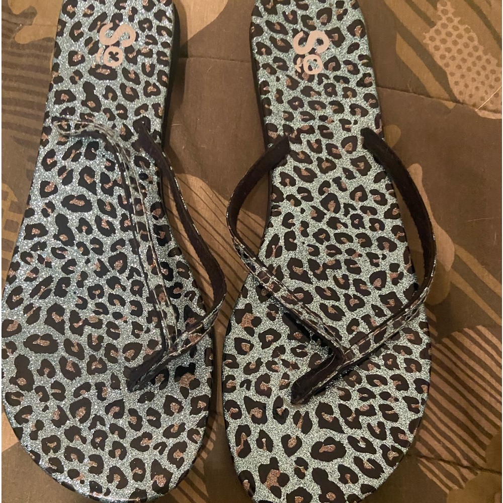 Flip flops. Size 10